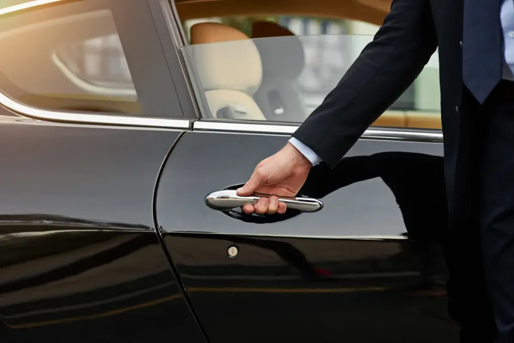 Chauffeur privé Lyon : confort et luxe à chaque trajet